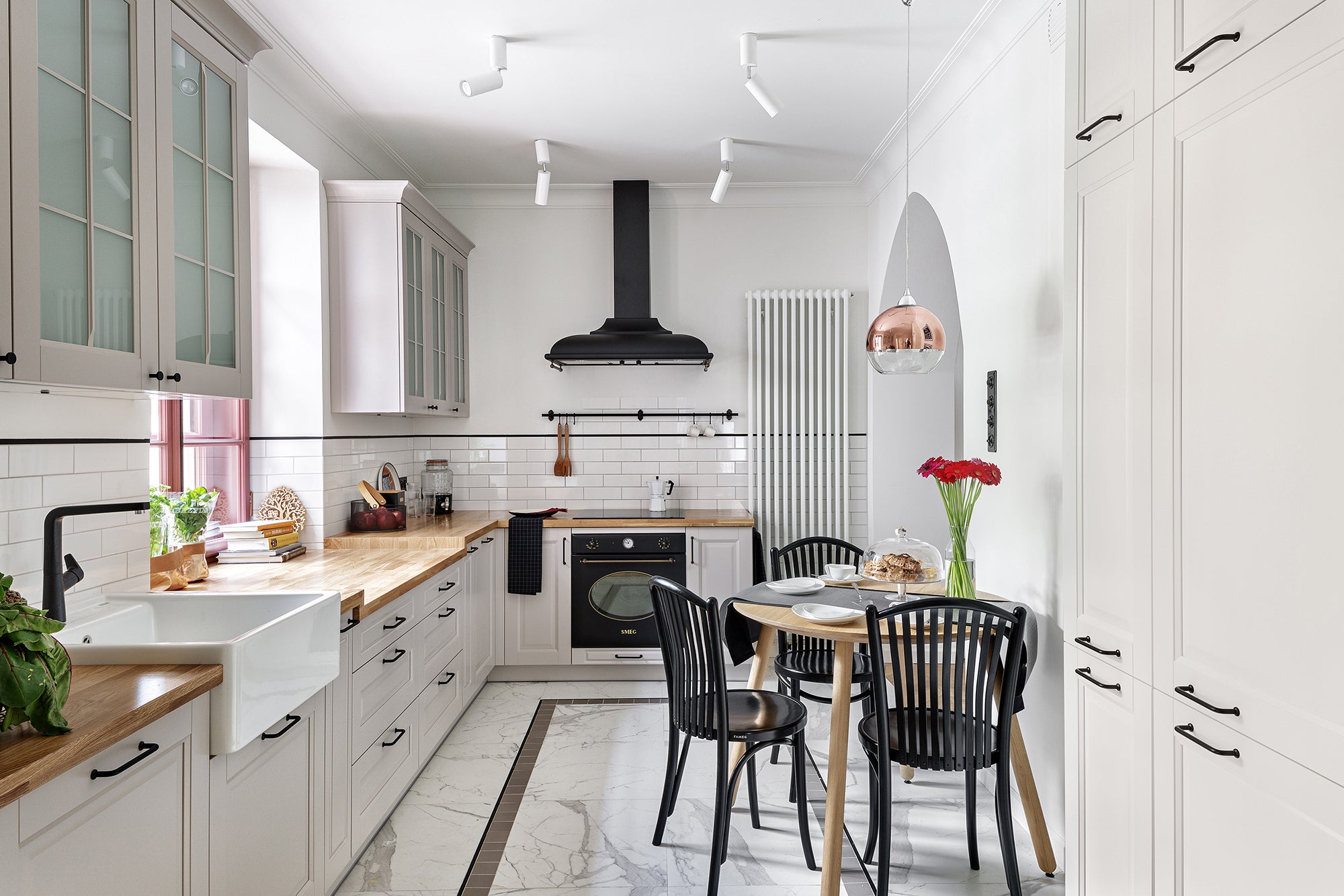 Stół dębowy avangarde do jadalni